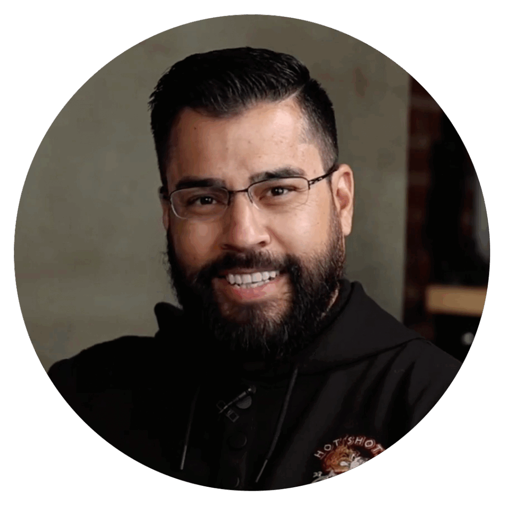 sergio-lomeli-buidling-a-strong-photography-team-without-burning-out