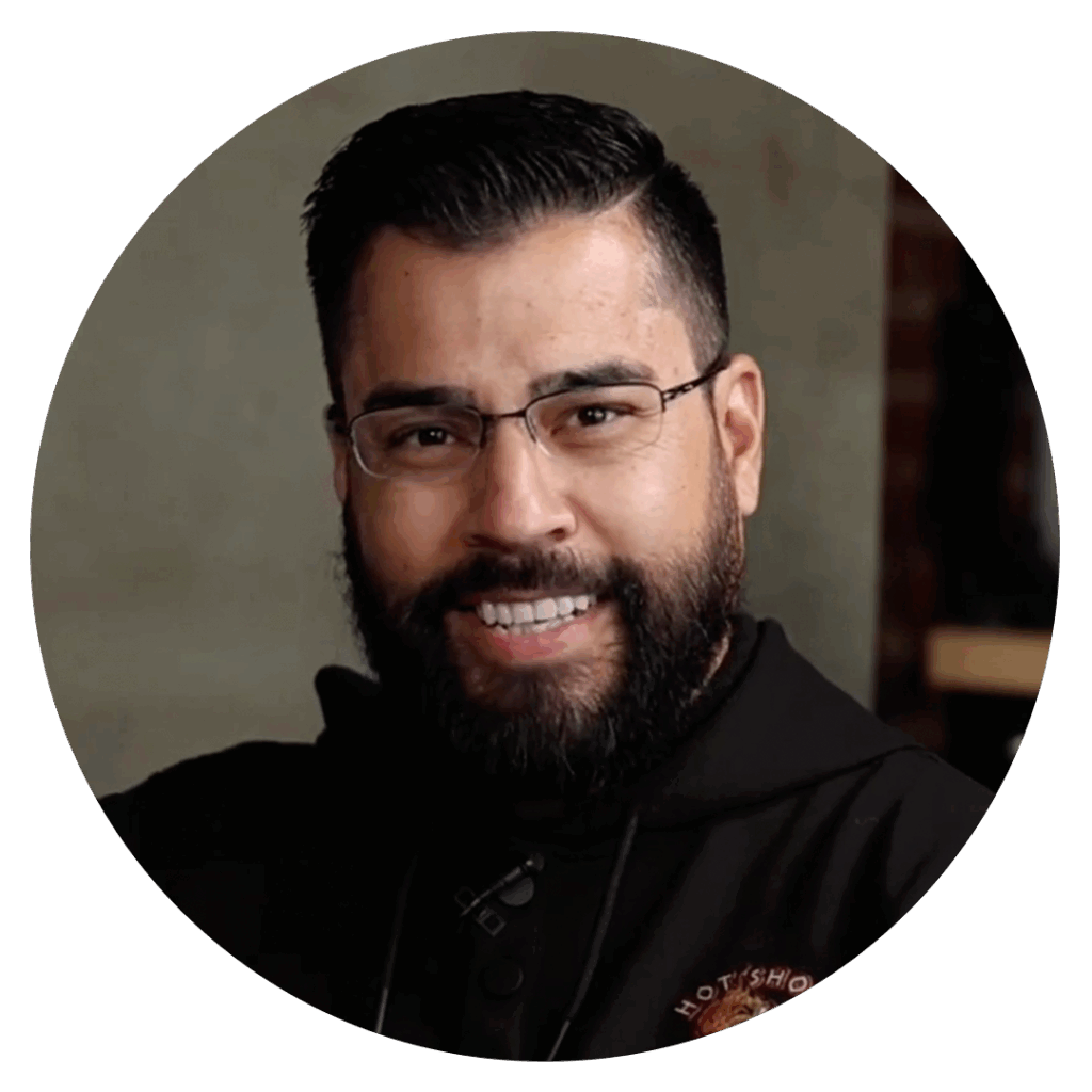 sergio lomeli running a profitable sports photography business